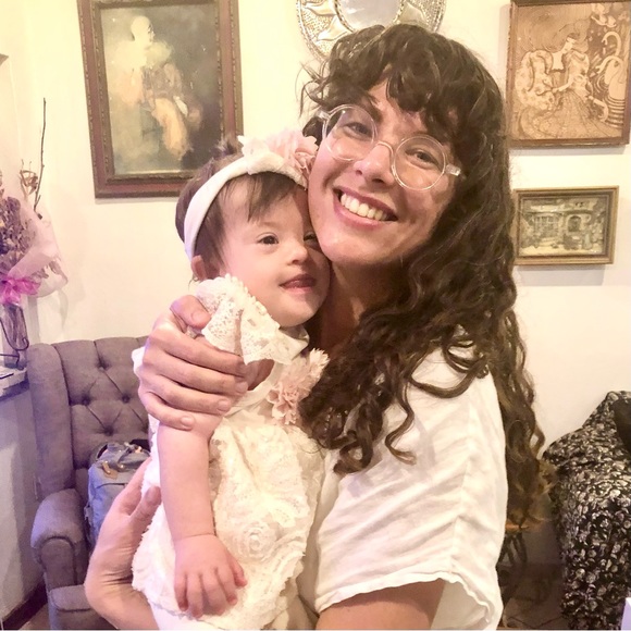 Meet your Posher, Rebecca - Picture 2 of 7